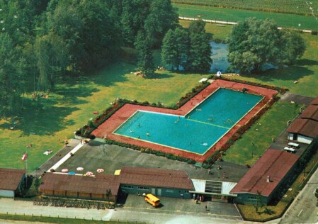 Schwimmbad von Oben